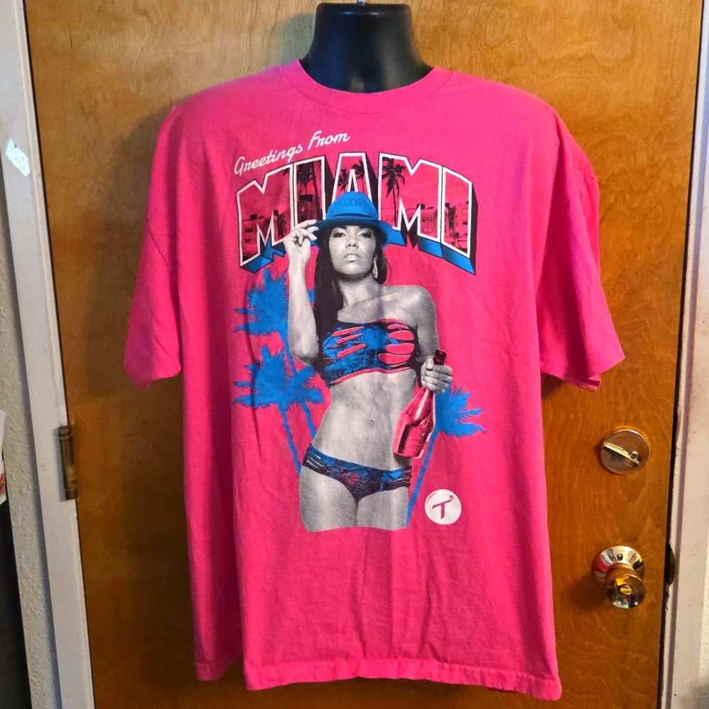 VTG T.I.T.S. Two in the Shirt Greetings From Miami Men’s XXL